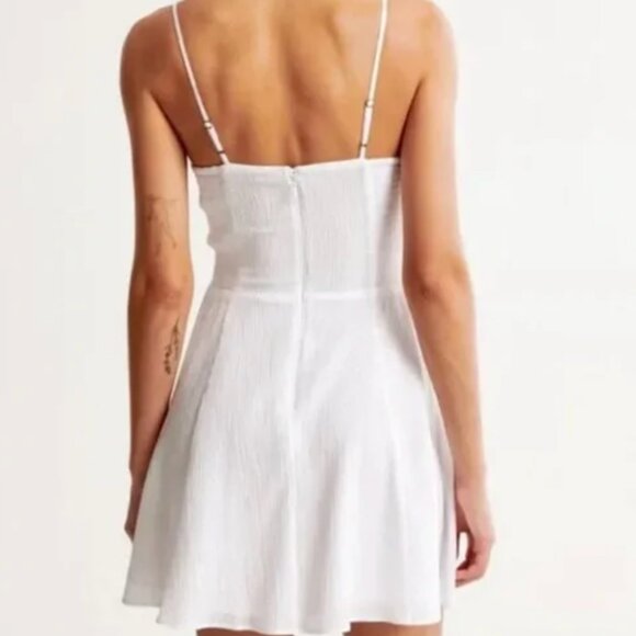 Abercrombie & Fitch: Women's Crinkle Textured Twist-Front Mini Dress - Picture 3 of 4